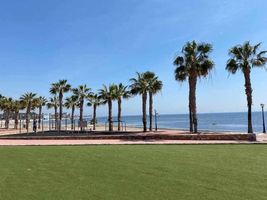 Acogedor Apartamento Cerca De La Playa Los Alcázares Exterior foto
