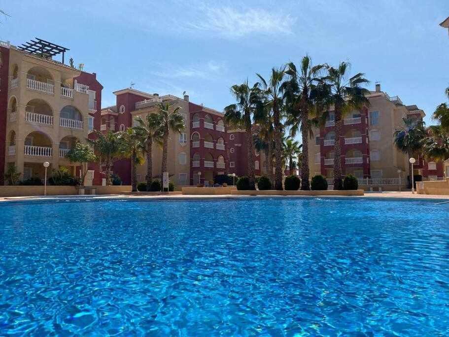 Acogedor Apartamento Cerca De La Playa Los Alcázares Exterior foto