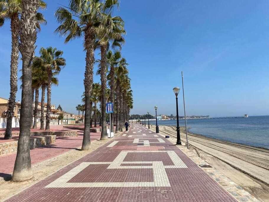 Acogedor Apartamento Cerca De La Playa Los Alcázares Exterior foto