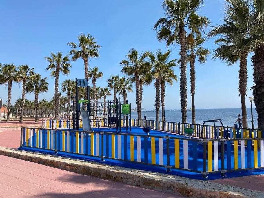 Acogedor Apartamento Cerca De La Playa Los Alcázares Exterior foto