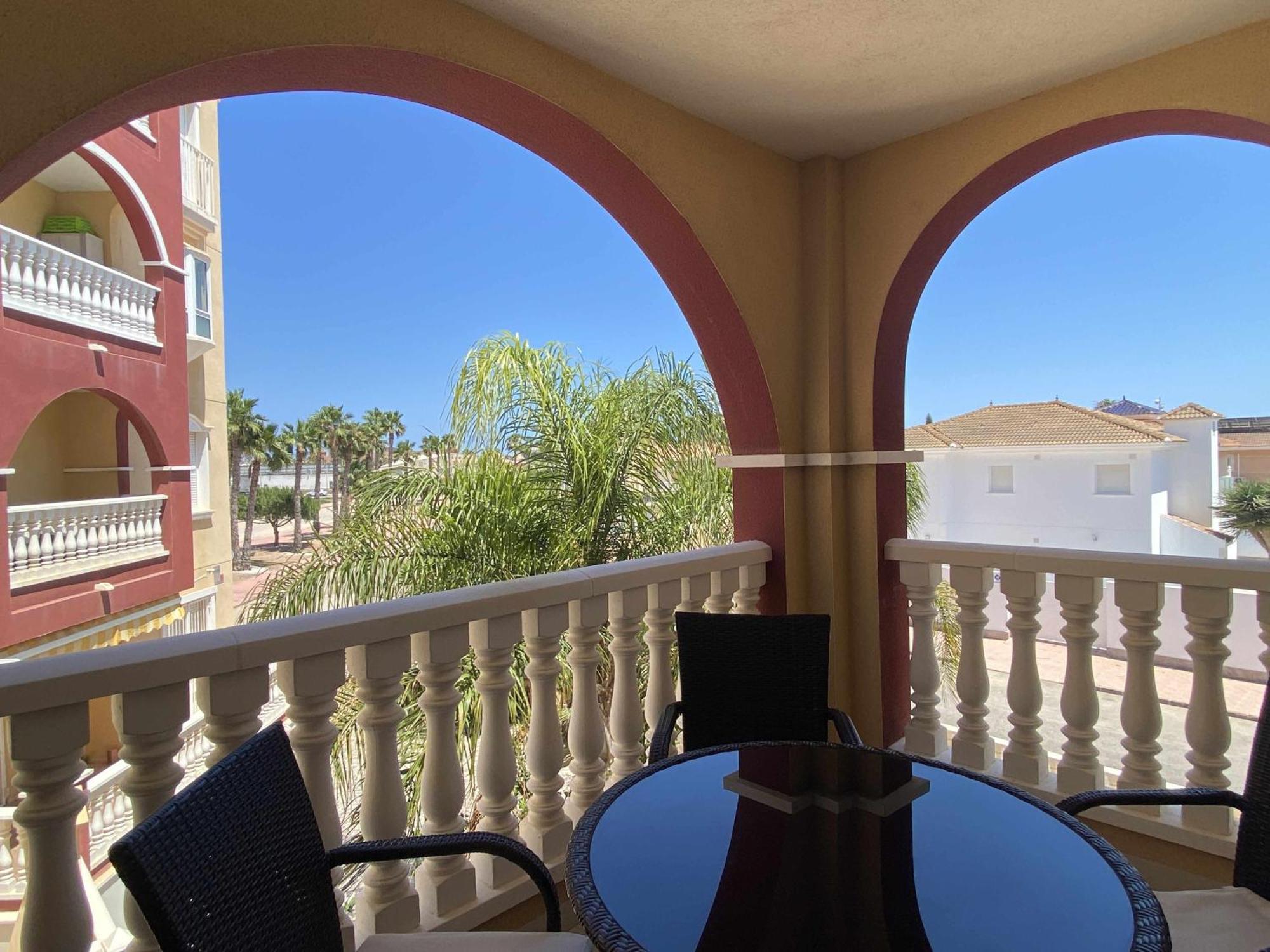Acogedor Apartamento Cerca De La Playa Los Alcázares Exterior foto