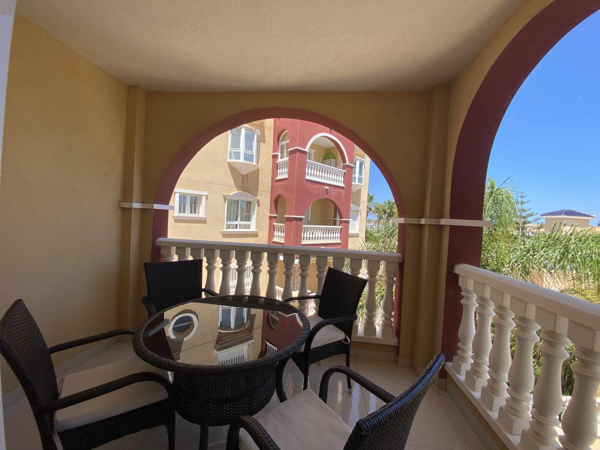 Acogedor Apartamento Cerca De La Playa Los Alcázares Exterior foto